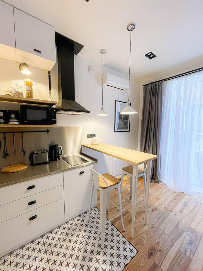 Poetry Apartments In The City Center Charkov Exteriér fotografie